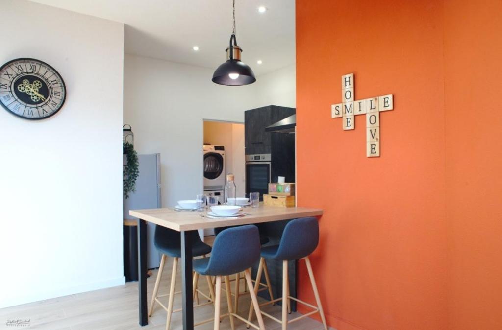 T2 Chaleureux Au Centre De Castelnaudary Apartment ภายนอก รูปภาพ